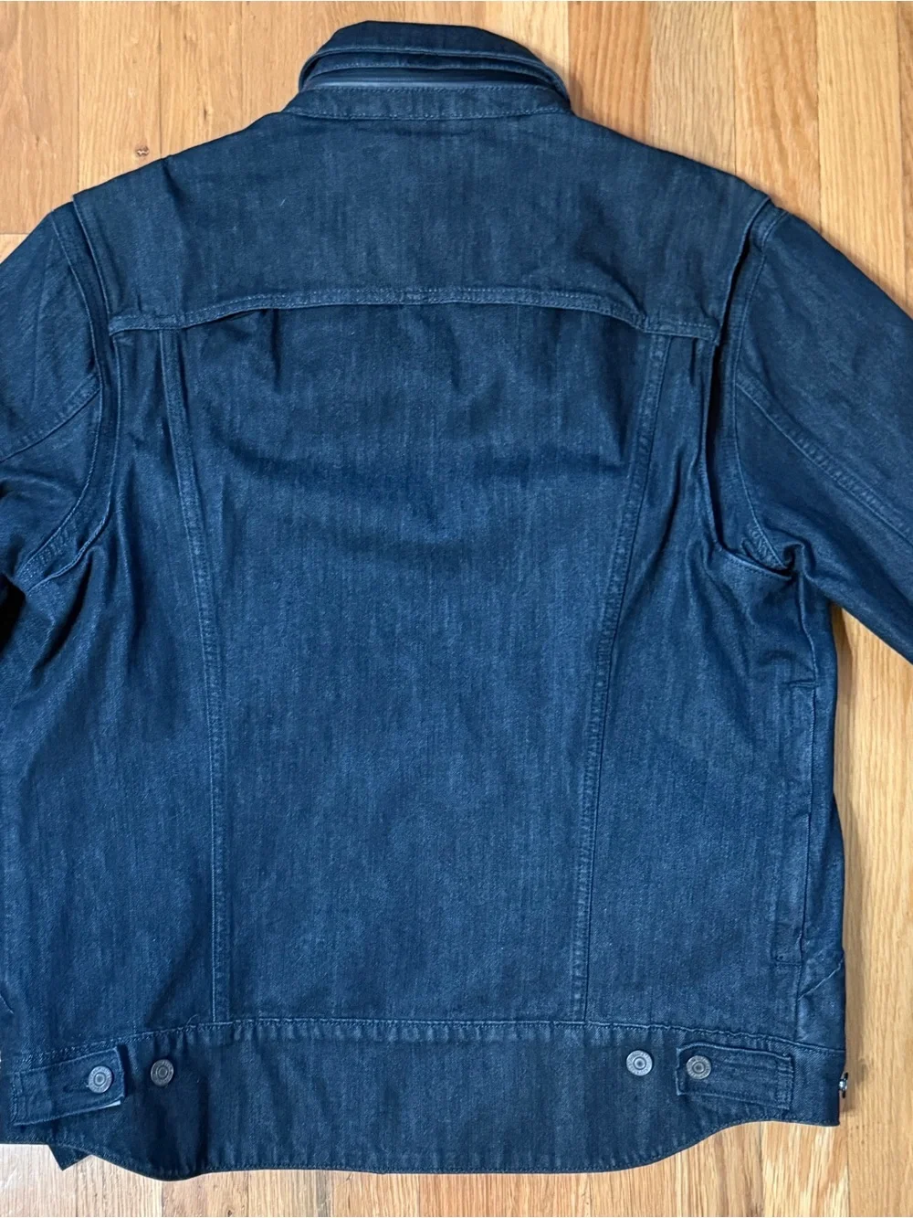 Levi's Commuter Men's Denim Trucker Jacket (L) - Picture 9 of 16